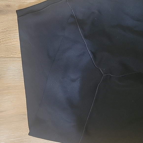 Aerie Black Flaired Leggings Size Medium - Picture 5 of 5